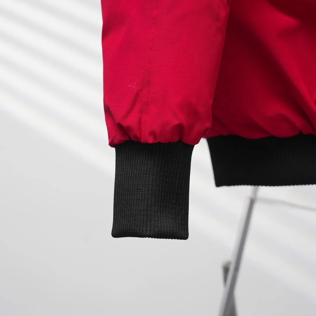 P720 CANADA GOOSE丨Canada Goose 01 Pilot Hooded Down Jacket Color: Chinese Red Size: XS-XXL